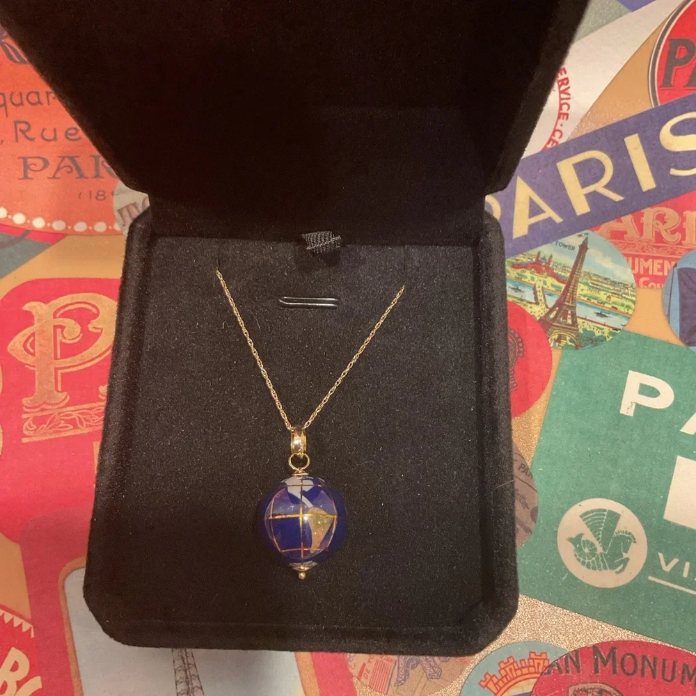 Elegant Blue and 14k Gold Globe Pendant Necklace - Picture 4 of 6